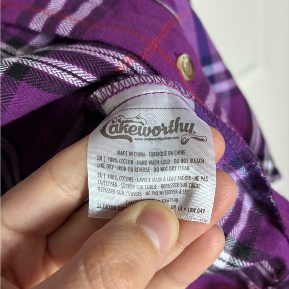 Cakeworthy NWOT Haunted Mansion Hitchhiking Ghost Plaid Button Up Shirt  4X - Picture 9 of 11